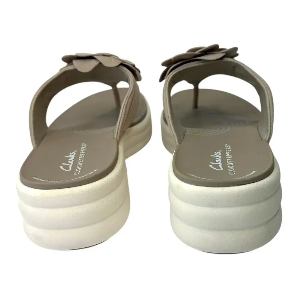 Clarks Cloudsteppers Washable Thong Sandals Drift Flora Sz 6 Stone Taupe Flower - Picture 8 of 12